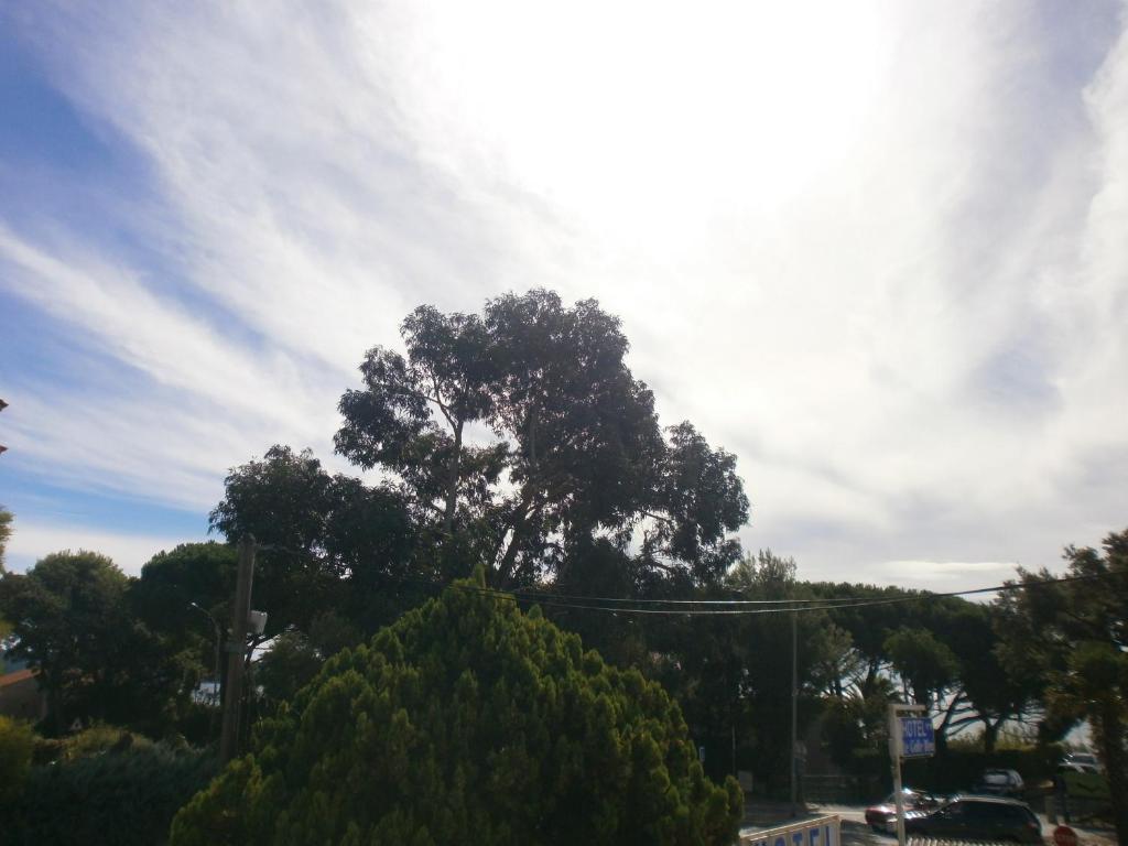 Hotel Le Golfe Bleu Cavalaire-sur-Mer Exteriör bild